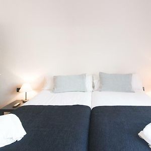 Habitación con 2 Camas Individuales